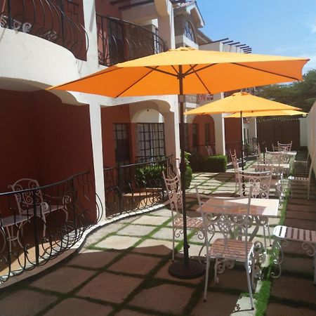 Machakos Suites Luxury Hotel Esterno foto