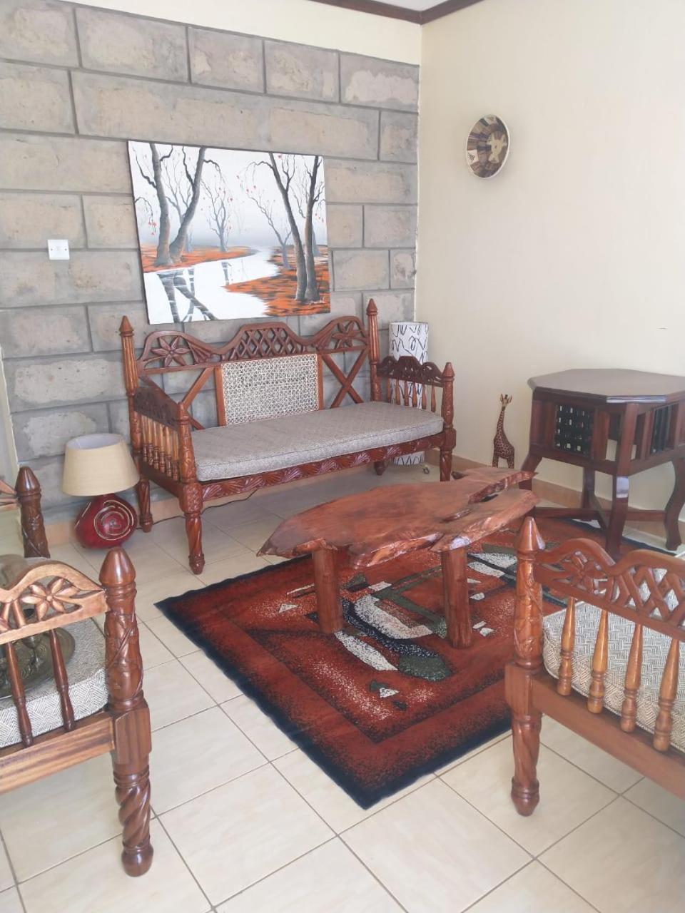 Machakos Suites Luxury Hotel Esterno foto